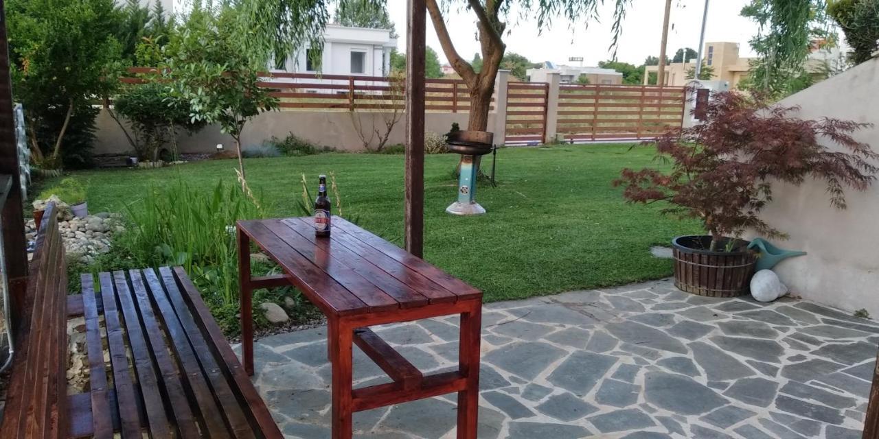 Guesthouse With Garden Komotini Exterior photo